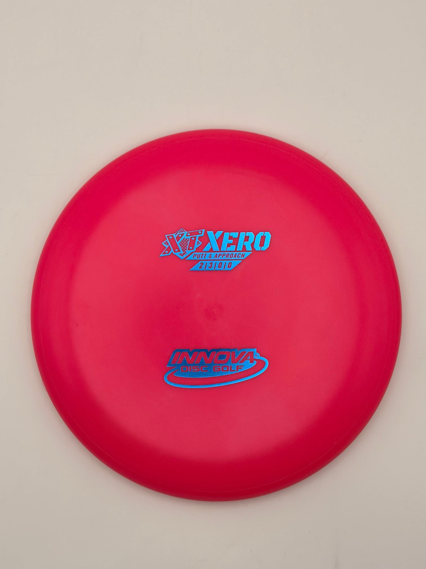 Innova XT Xero Straight Putt and Approach Disc Golf Disc