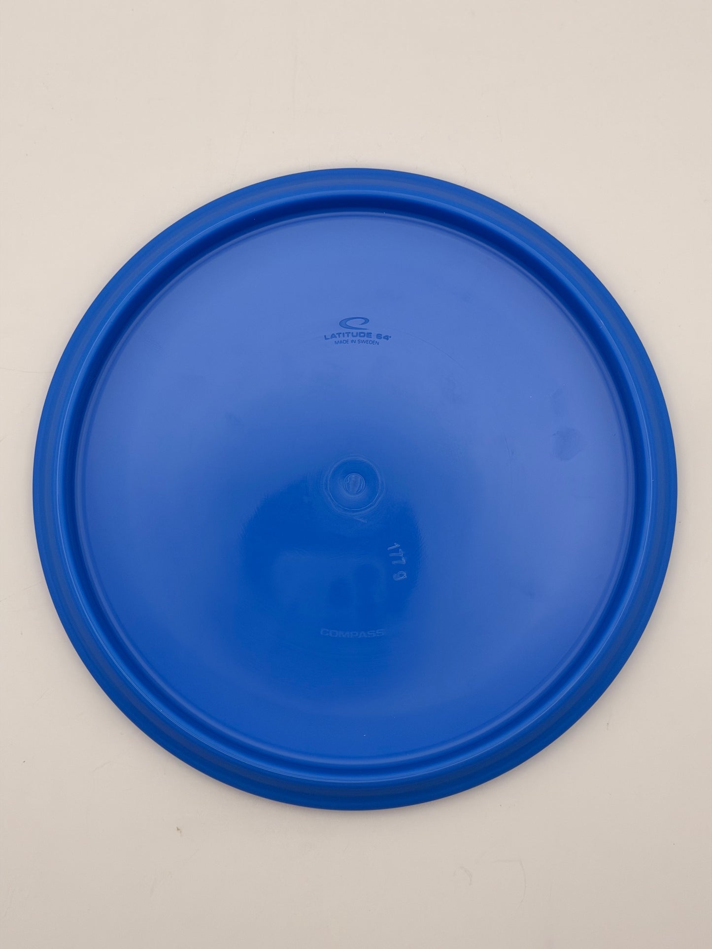 Latitude 64 Gold Compass Midrange - 177g Straight Flying Disc Golf