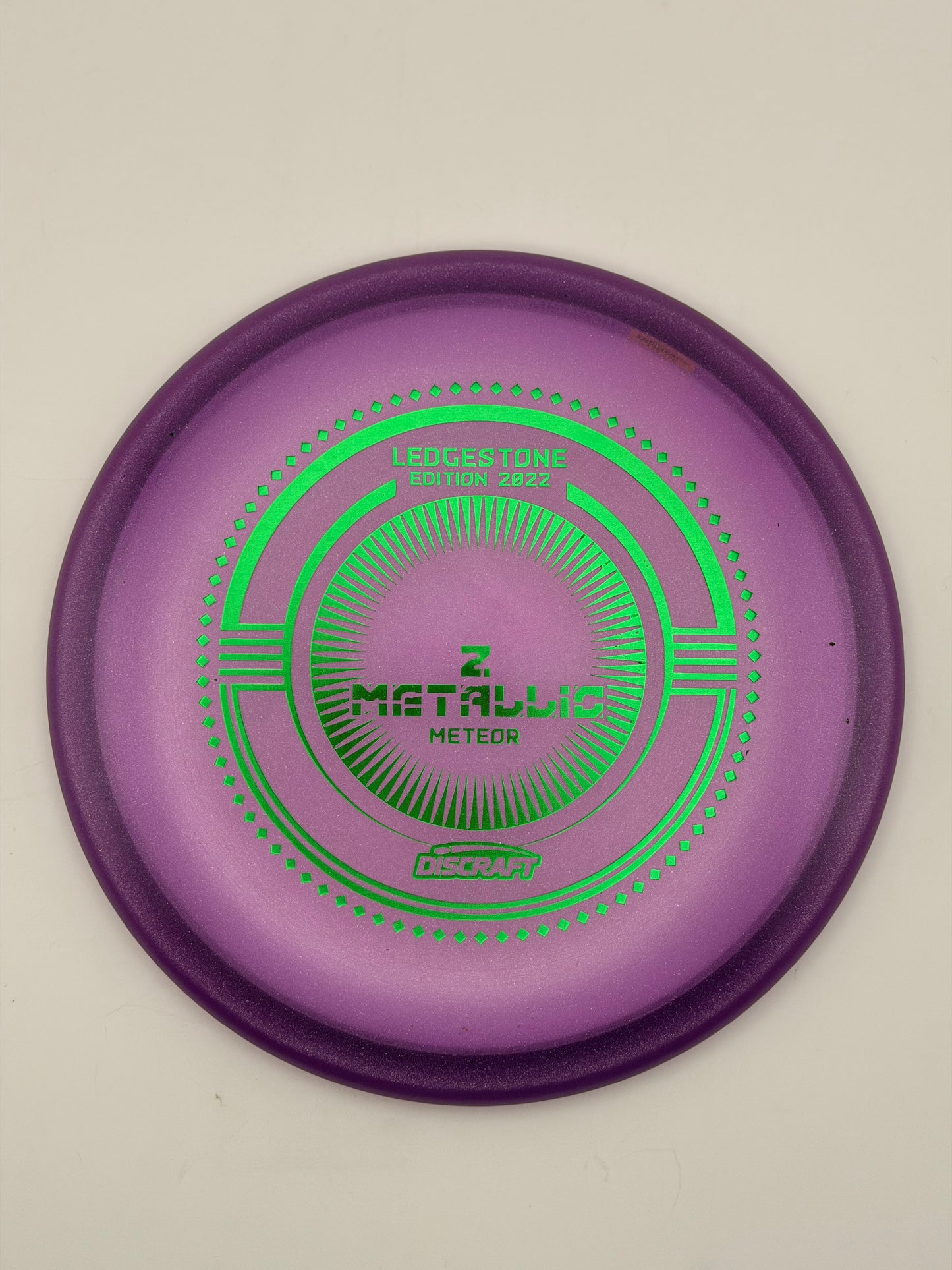 Discraft Z Metallic Meteor Disc Golf Midrange – Ledgestone Edition 2022