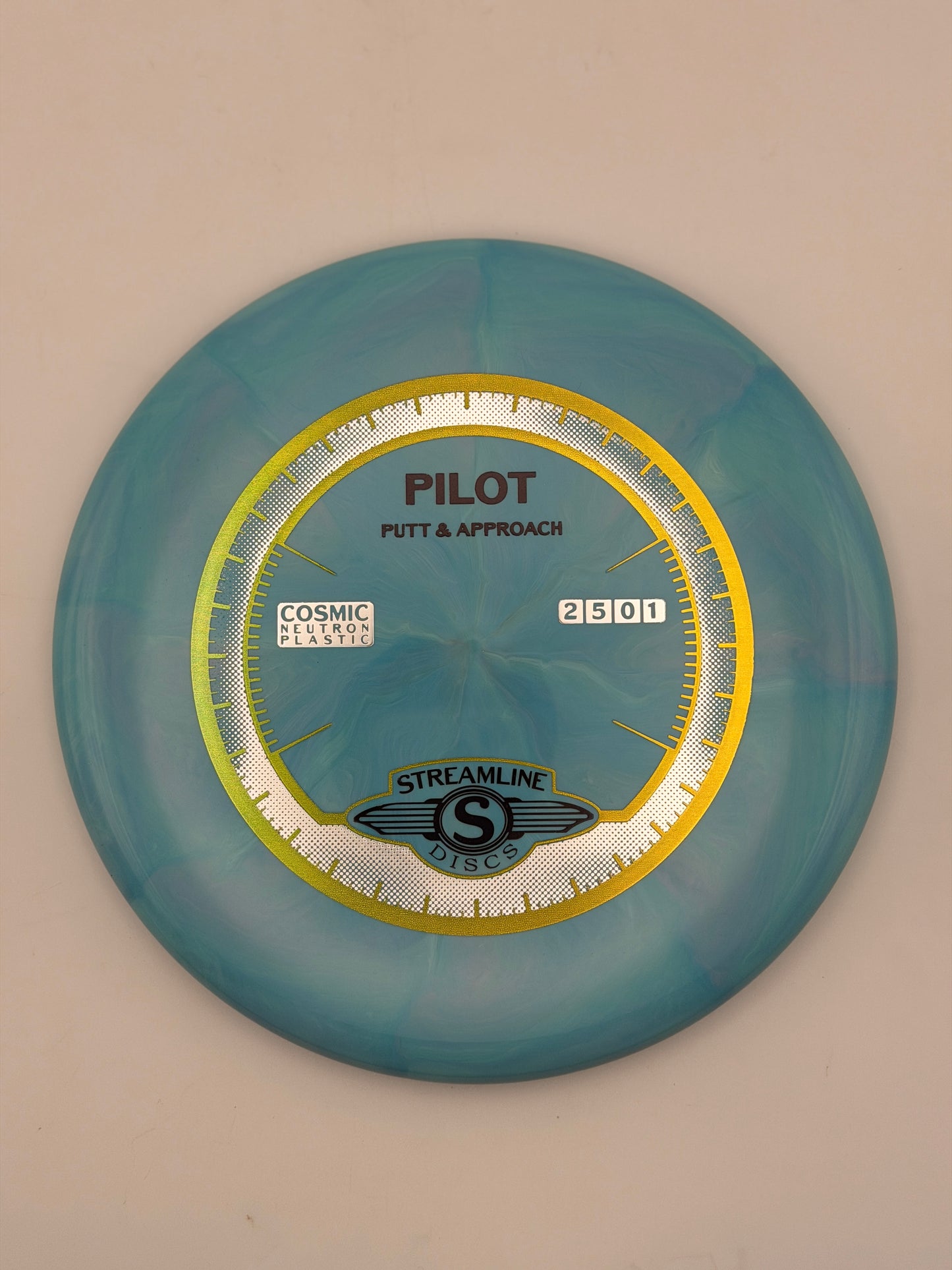 Streamline Cosmic Neutron Pilot | Disc Golf Putter & Power Putter