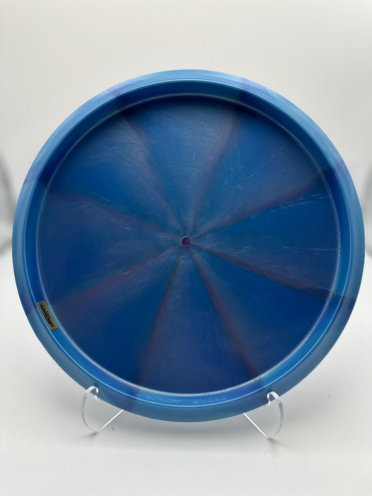 Discraft Titanium Buzzz | Straight Midrange Disc with Swirl Plastic